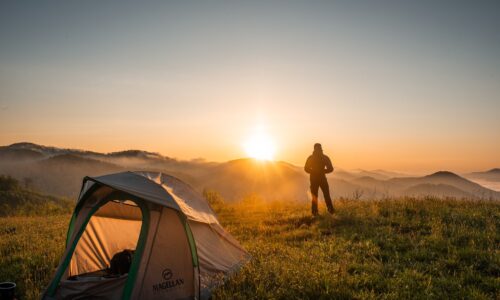 5 wichtige Tools für das perfekte Camping-Abenteuer